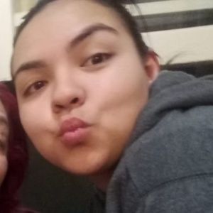 Meet your Posher, Yolanda